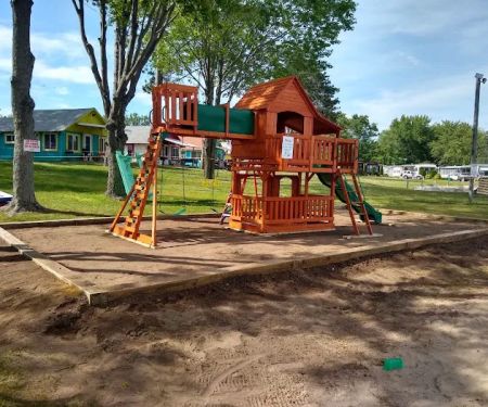 Pleasant Beach Resort, RV Lots, Cabins and Pool