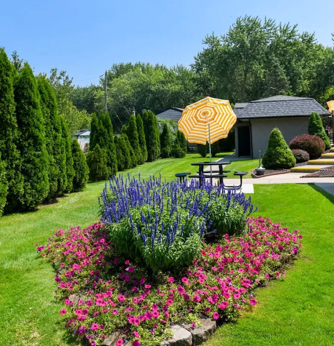 Camelot Manor Estates MHC Picture 10