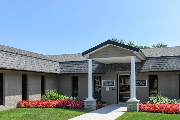 Camelot Manor Estates MHC Picture 4