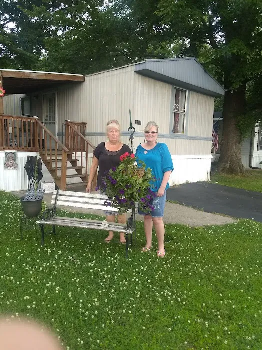 Clark's Mobile Home Park Picture 8