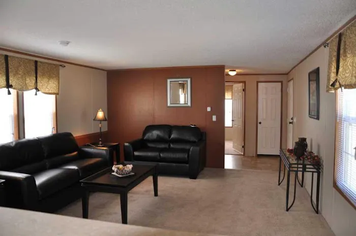 River Oaks Mobile Home Community Picture 5
