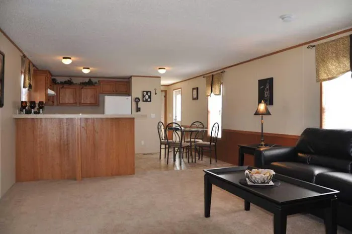 River Oaks Mobile Home Community Picture 6