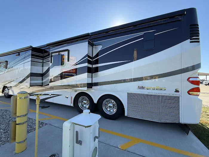 Love's RV Hookup Picture 9