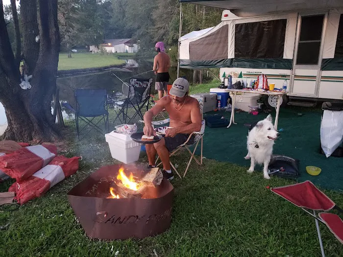 Sandy Point Resort Campgrounds Picture 2