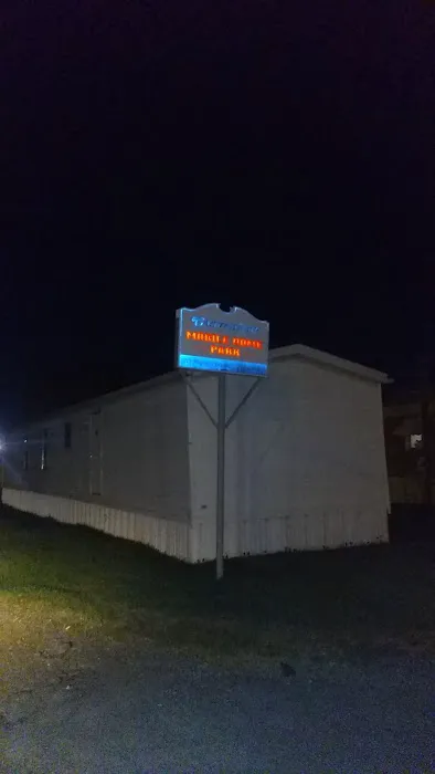 Mobile Home Convenient Park Picture 1