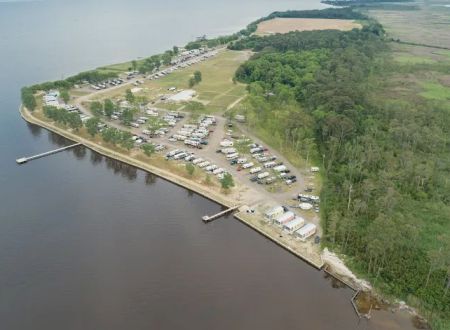 Outer Banks West / Currituck Sound KOA Holiday