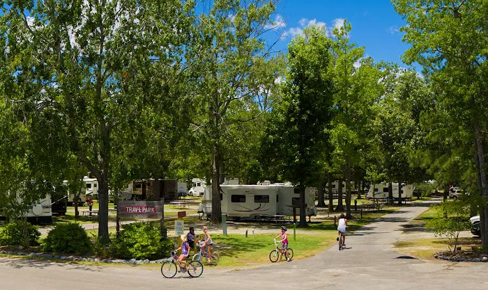 Holiday Trav-L-Park Picture 4