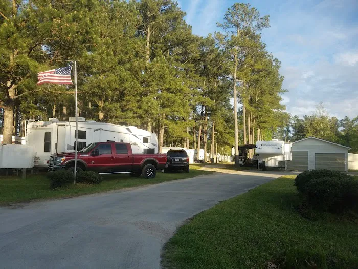 Strick's Family Campground Picture 1