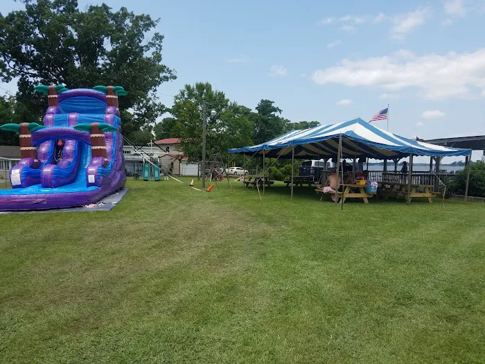 Strick's Family Campground Picture 9