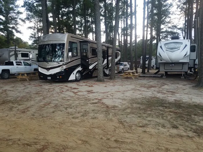 Strick's Family Campground Picture 8