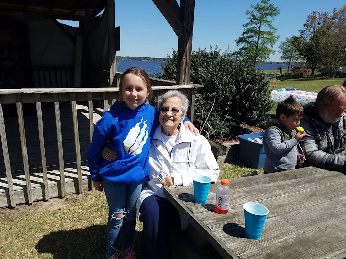 Strick's Family Campground Picture 7