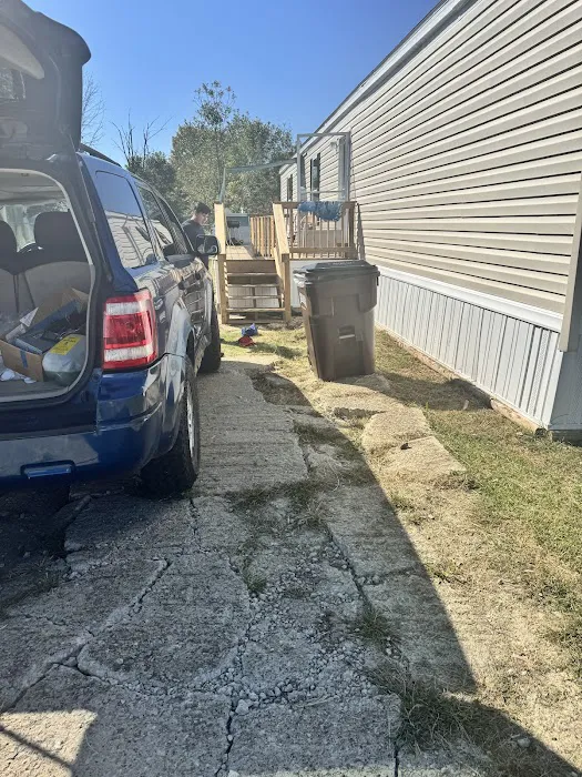 Barrington Pointe Mobile Home Park Picture 7