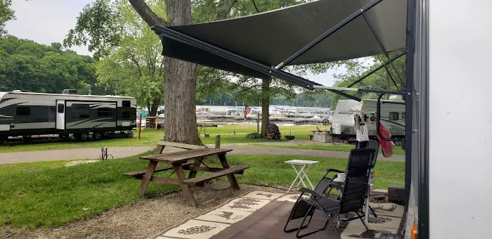 Petersburg Marina & Campgrounds Picture 3