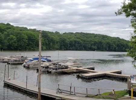 Petersburg Marina & Campgrounds