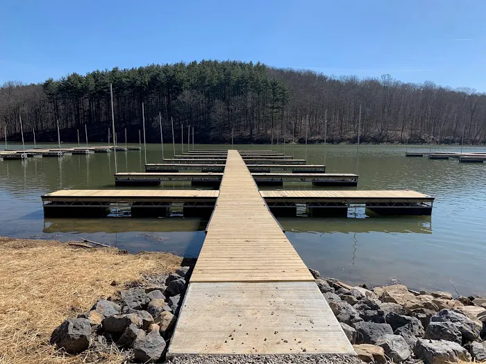 Leesville North Fork Marina & Campground Picture 8