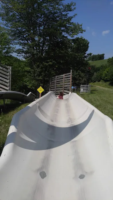 Crystal Lake Mobile Home Park Picture 6