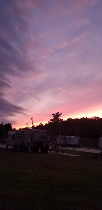 Frankfort Crystal Lake RV Resort Picture 5