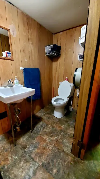 Pat's RV Park Picture 7