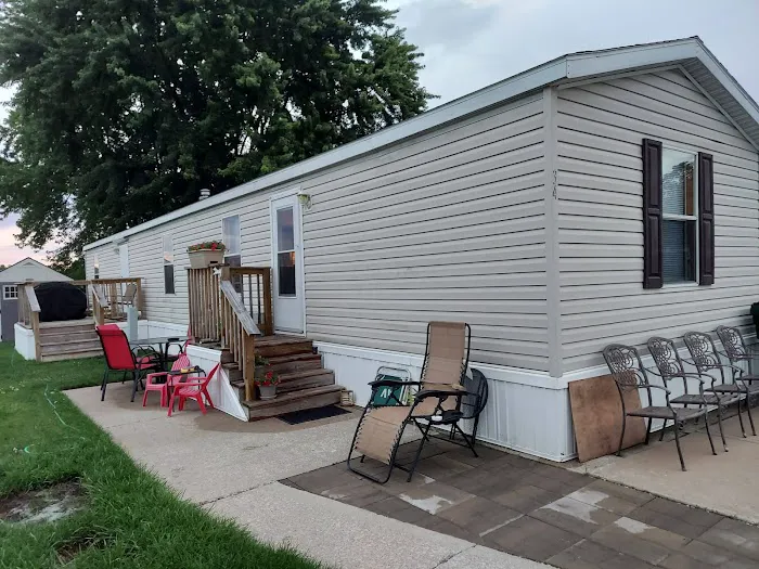 Linway Estates Mobile Home Park Picture 3