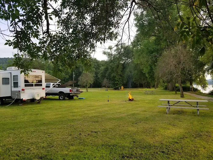 Paden City Park Campground Picture 8