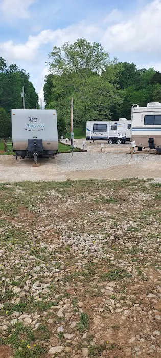 Country Roads RV Park Picture 1