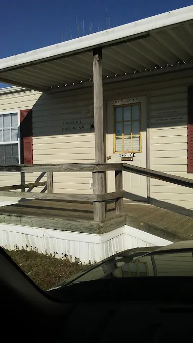 Shepherdsville Pointe Mobile Home Park Picture 10