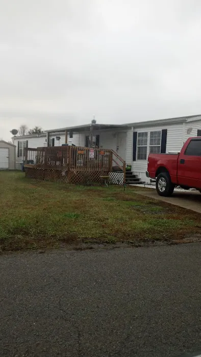 Shepherdsville Pointe Mobile Home Park Picture 4
