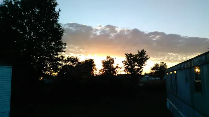 Shepherdsville Pointe Mobile Home Park Picture 9