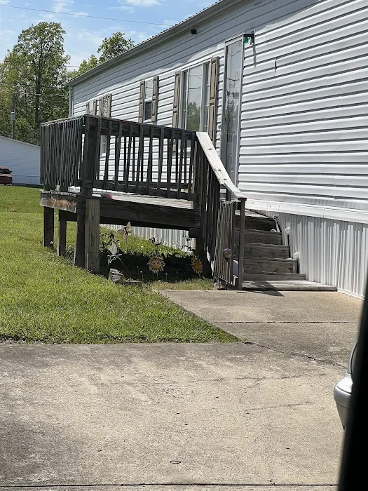 Hickory Acres Manufactured Home Community Picture 4