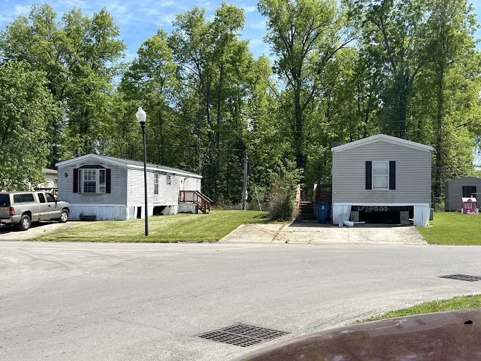Hickory Acres Manufactured Home Community Picture 10