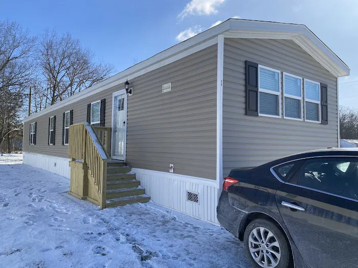 Hickory Acres Manufactured Home Community Picture 9