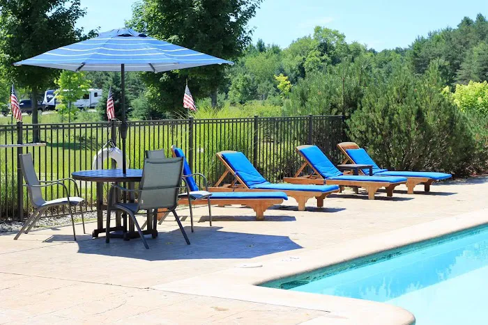 Indigo Bluffs RV Park & Resort Picture 1
