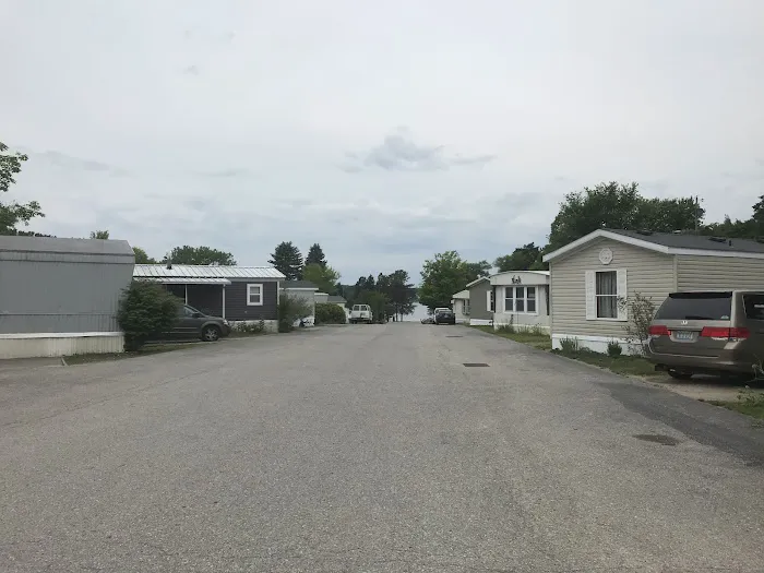 Silver Lake View Mobile Homes Picture 1