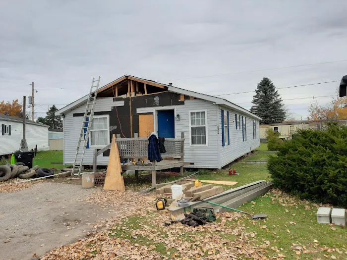 Cadillac Leisure Manufactured Housing Community Picture 1