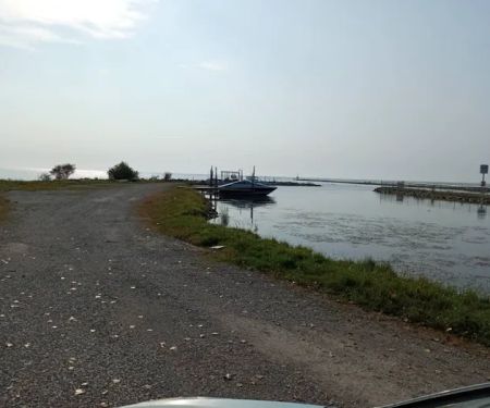 Charity Island Landing and RV Park