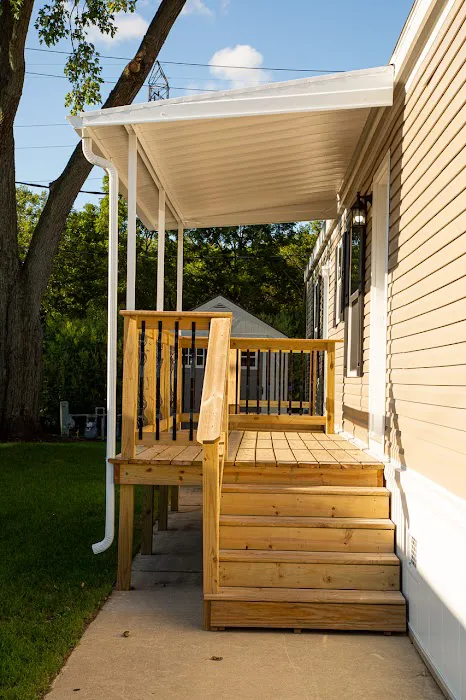 Queens Estates Picture 1