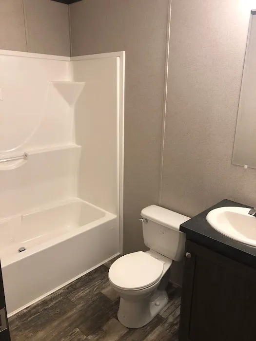 Colonial Estates Mobile Home Park Picture 1