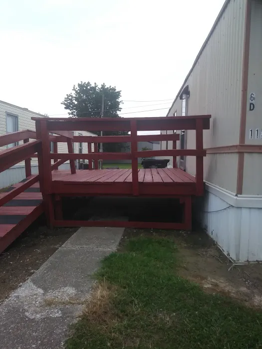 Maplewood Mobile Home Park Picture 6
