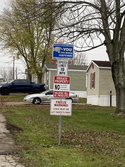 Parkside Manor Mobile Home Community Picture 4