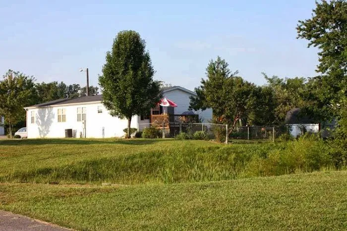 Parkside Manor Mobile Home Community Picture 10