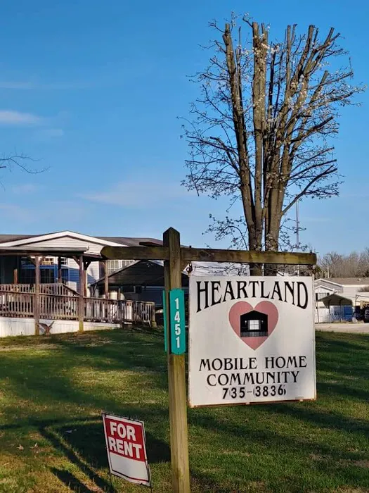 Heartland Mobile Home Park Picture 1