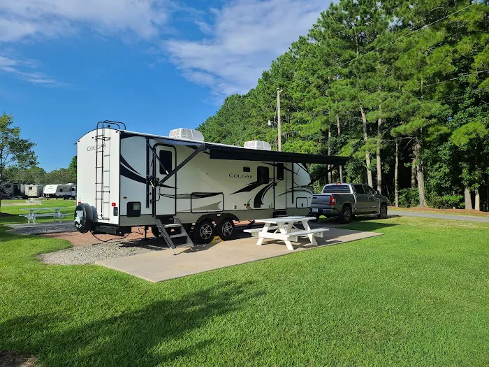 North River Campgrounds Picture 2