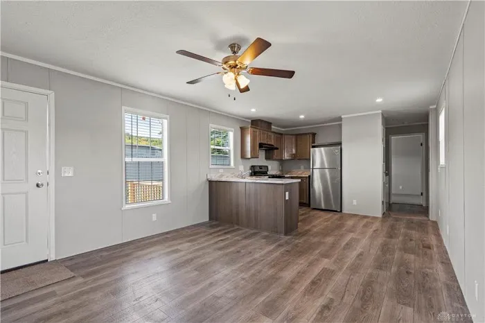Sundale Manufactured Home Community Picture 10