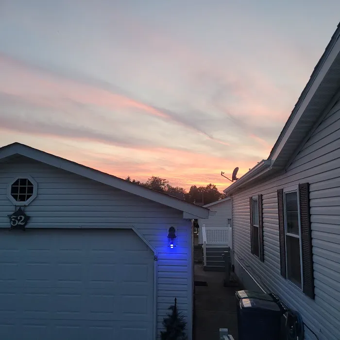Maple Brook Mobile Home Park Picture 2