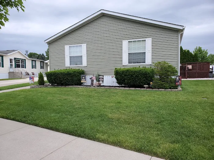 Maple Brook Mobile Home Park Picture 6