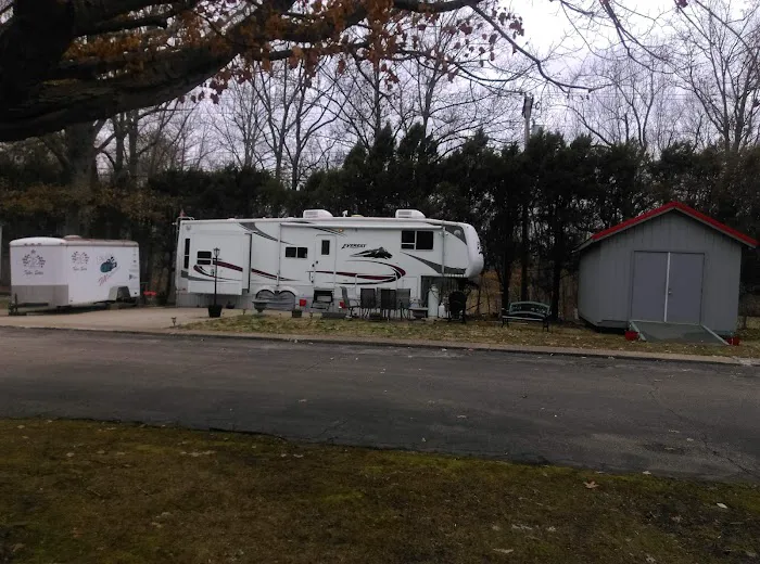 Trail A Way Mobile Home & RV Park Picture 7
