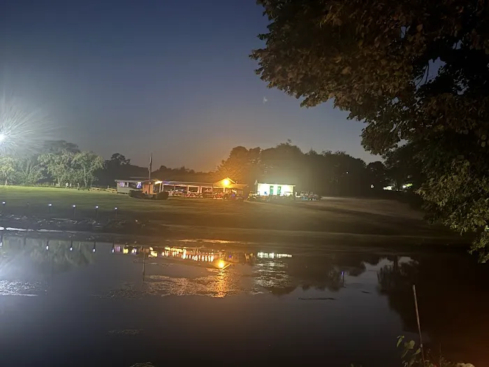 Springwood Lake Camp Club Picture 1