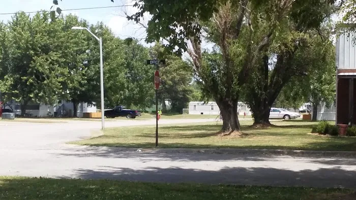 Riverbend Pointe Mobile Home and RV Park Picture 10