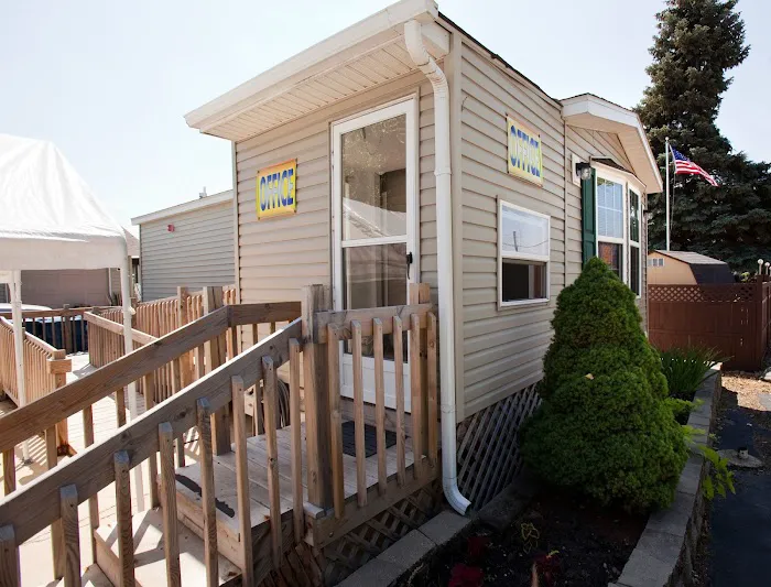 Chief Mobile Home Park Picture 6