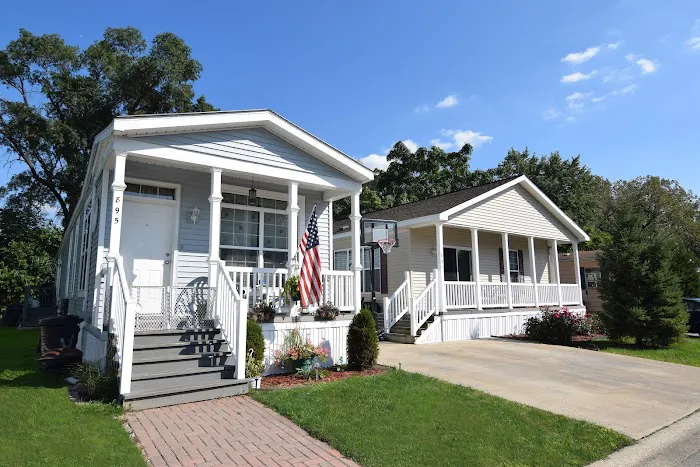 Sterling Estates Manufactured Home Community Picture 2
